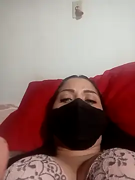 Snapshot of anita0123 chatting on April 24, 9:39 pm anita0123 online show from April 24, 9:39 pm