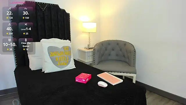 Snapshot of briny_saez chatting on June 15, 6:32 pm briny saez online show from June 15, 6:32 pm