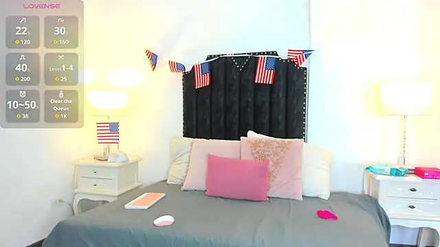 briny saez online show from July 4, 6:47 pm