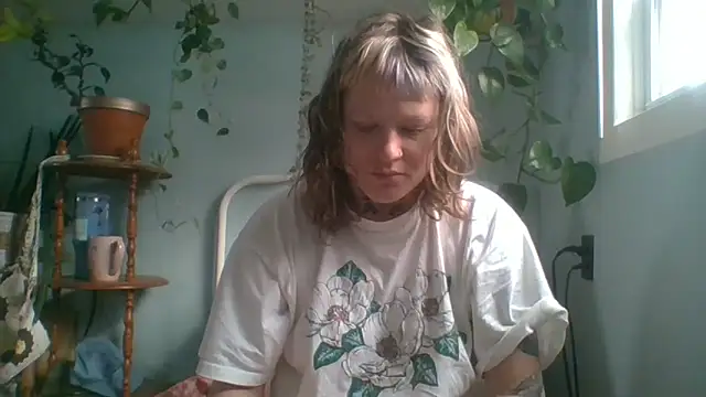 RosieSwitchBitch online show from May 19, 11:05 am