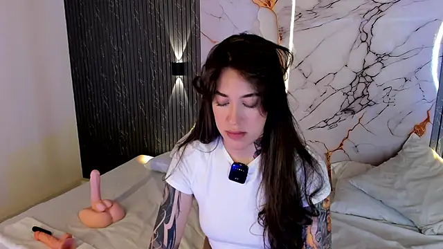 AlexxNoir online show from June 17, 3:42 am