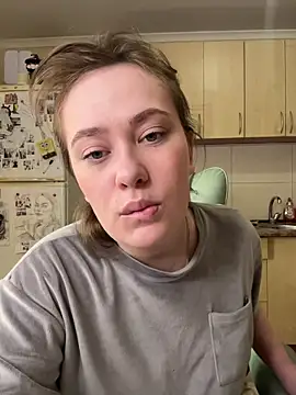 BettyRussian online show from April 26, 4:21 am