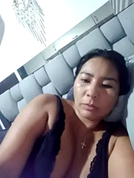 Snapshot of Angelsashaa07 chatting on June 23, 2:53 am Angelsashaa07 online show from June 23, 2:53 am
