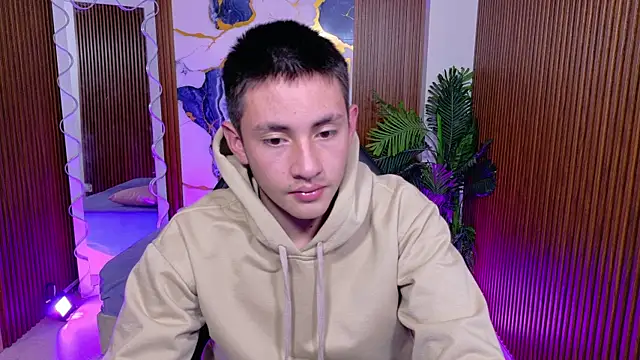 Snapshot of Andres_Tay chatting on May 29, 2:42 am Andres Tay online show from May 29, 2:42 am