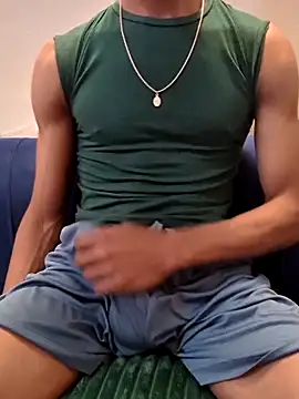 Snapshot of Switcherxxx chatting on May 13, 3:26 am Switcherxxx online show from May 13, 3:26 am