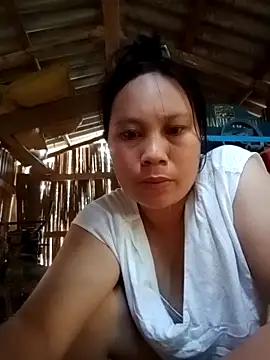 Snapshot of lanngoc2 chatting on May 12, 10:01 am lanngoc2 online show from May 12, 10:01 am