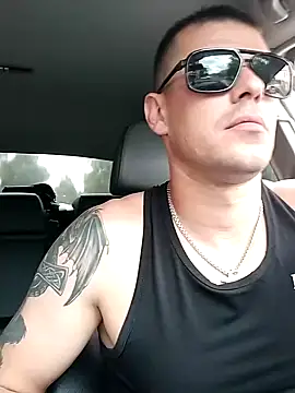 Snapshot of PanAlessio69 chatting on May 27, 10:01 am PanAlessio69 online show from May 27, 10:01 am