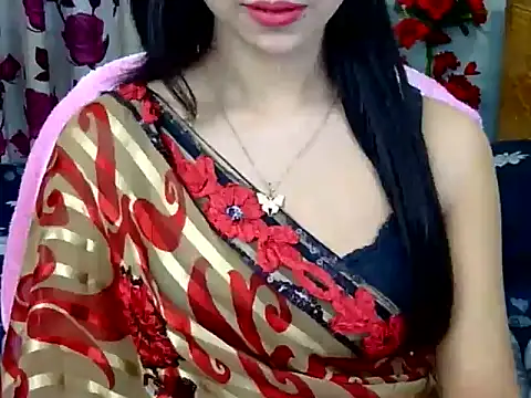 Snapshot of Alina_Nur chatting on April 30, 10:21 am Alina Nur online show from April 30, 10:21 am