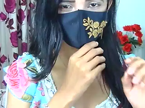 Snapshot of Alina_Nur chatting on May 17, 3:30 pm Alina Nur online show from May 17, 3:30 pm
