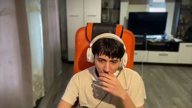 vialeras1 online show from April 25, 11:24 am