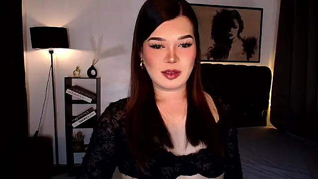 Empress Candice online show from April 28, 1:05 pm