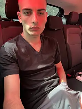 Milanese22 online show from April 28, 8:41 am