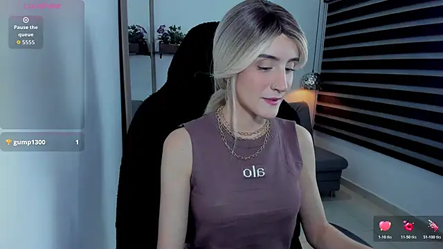Snapshot of Jessica_lisbon chatting on April 29, 1:04 pm Jessica lisbon online show from April 29, 1:04 pm