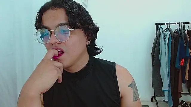 Snapshot of Diane_exotic chatting on May 29, 8:18 pm Diane exotic online show from May 29, 8:18 pm
