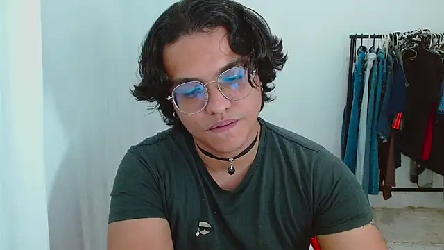 Snapshot of Diane_exotic chatting on June 6, 11:53 pm Diane exotic online show from June 6, 11:53 pm