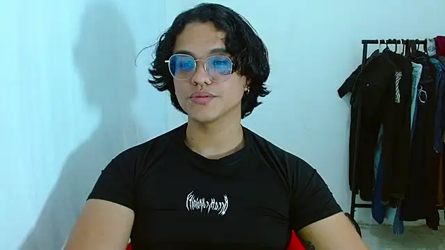 Snapshot of Diane_exotic chatting on June 24, 12:20 am Diane exotic online show from June 24, 12:20 am