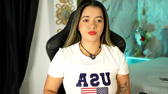 Snapshot of Leidy_2026 chatting on June 13, 12:58 pm Leidy 2026 online show from June 13, 12:58 pm
