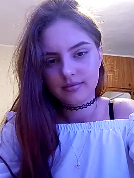 Snapshot of Miss-Venom chatting on May 4, 8:49 pm Miss-Venom online show from May 4, 8:49 pm