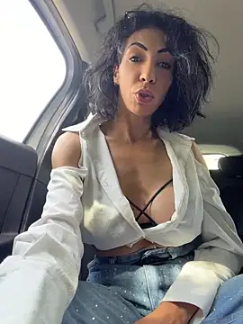 Yasmiinee online show from April 28, 12:21 pm