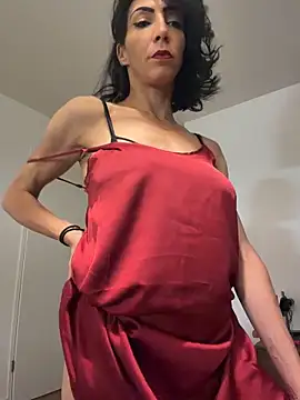 Yasmiinee online show from May 23, 9:08 pm