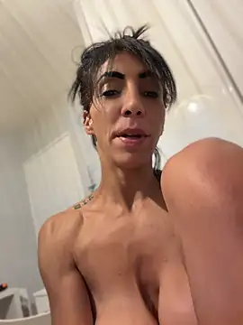 Yasmiinee online show from June 8, 1:28 am