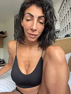 Yasmiinee online show from July 15, 6:13 pm