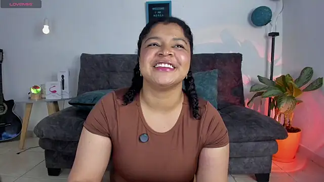 Snapshot of Nerea- chatting on July 3, 4:41 am Nerea- online show from July 3, 4:41 am