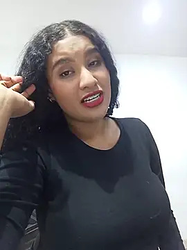 roxy domnin online show from July 10, 3:44 am