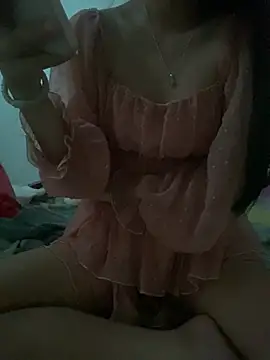 Snapshot of candy_bobo chatting on May 21, 11:23 pm candy bobo online show from May 21, 11:23 pm