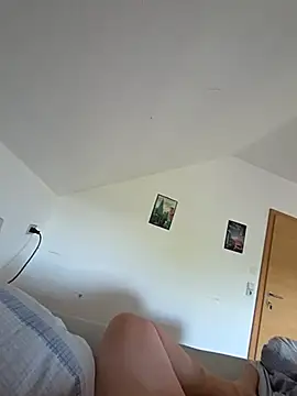 Snapshot of heydu169 chatting on June 6, 7:46 am heydu169 online show from June 6, 7:46 am