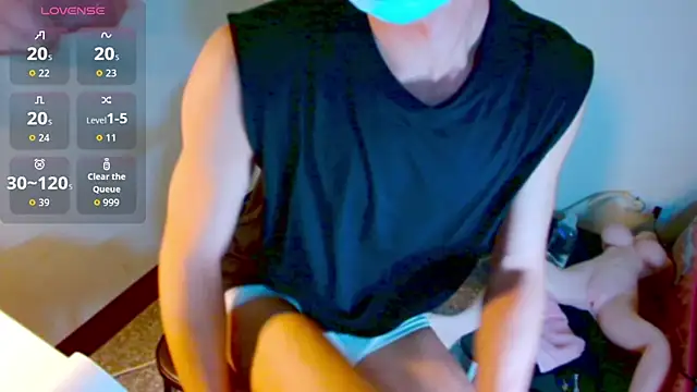 XiaoZhe0202 online show from May 1, 12:54 pm