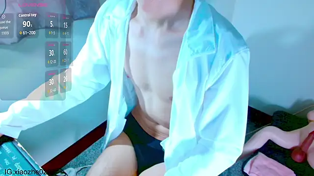 XiaoZhe0202 online show from May 3, 12:44 pm