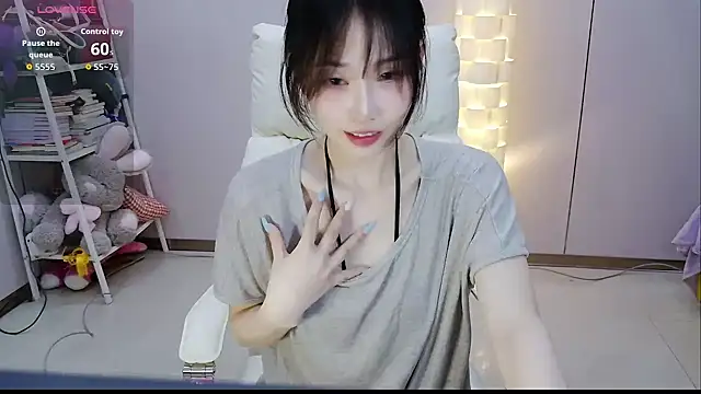 Snapshot of Nancy-A1 chatting on June 3, 11:35 am Nancy-A1 online show from June 3, 11:35 am