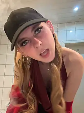 Lina-420 online show from April 30, 8:15 pm