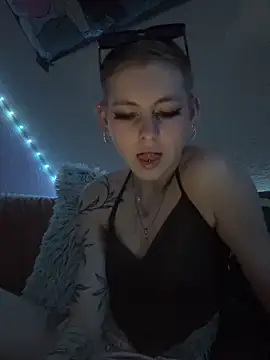 Lina-420 online show from May 30, 8:17 pm