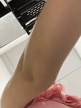 milkwine online show from May 22, 4:19 am