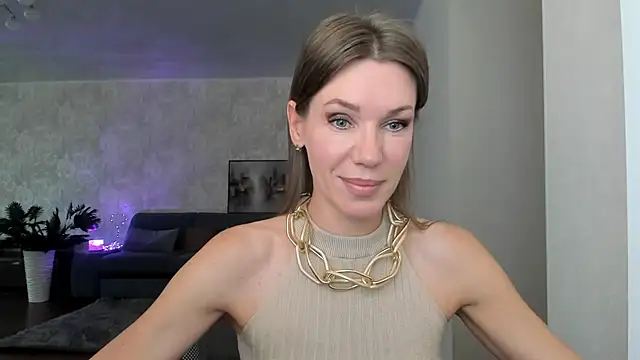 Snapshot of miababemi09 chatting on May 26, 4:30 am miababemi09 online show from May 26, 4:30 am