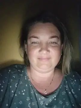 MiyaOlliver online show from June 19, 8:01 pm