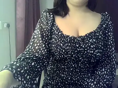 Snapshot of DreamyDesireX chatting on June 17, 6:20 pm DreamyDesireX online show from June 17, 6:20 pm
