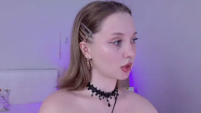 ooopsitscandy online show from May 11, 11:38 am