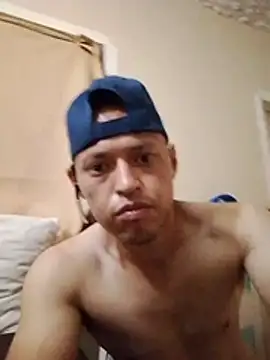 Snapshot of Josefue chatting on August 1, 7:40 am Josefue online show from August 1, 7:40 am