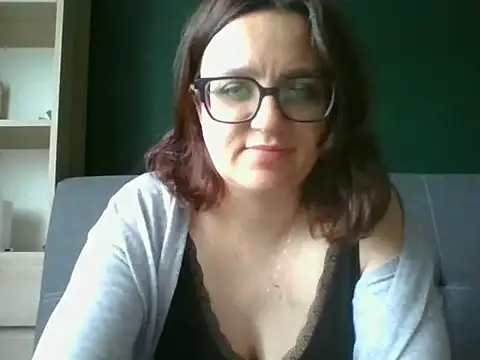 sensual paris online show from June 15, 5:31 am