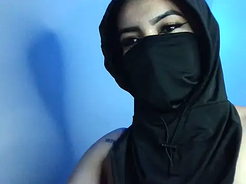 Snapshot of mysterious1023 chatting on May 25, 4:18 am mysterious1023 online show from May 25, 4:18 am