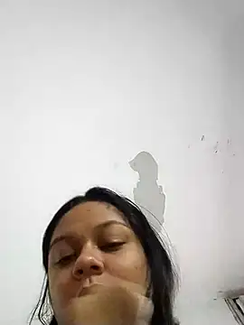 zoehot07 online show from April 27, 7:12 pm