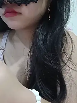silkyhairs online show from June 15, 1:46 pm