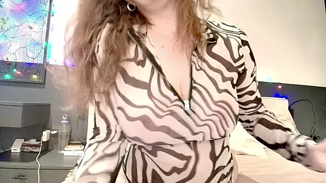 Peachy  online show from April 27, 4:38 pm