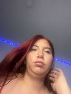 Snapshot of Caro_redd chatting on May 7, 12:43 pm Caro redd online show from May 7, 12:43 pm