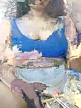 HD Queen 69 online show from July 10, 7:05 pm