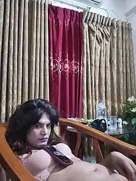 Snapshot of SexyShila-97 chatting on July 5, 4:25 pm SexyShila-97 online show from July 5, 4:25 pm