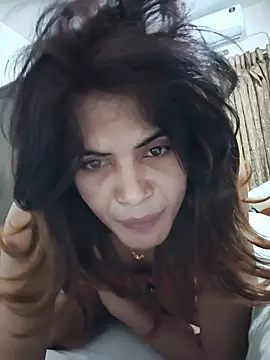 Snapshot of SexyShila-97 chatting on July 12, 12:01 am SexyShila-97 online show from July 12, 12:01 am
